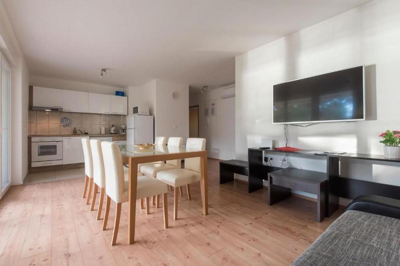 Apartments Villa Ema Zadar Exterior foto